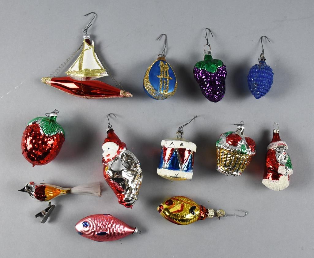 Antique, Vintage Blown Glass Christmas Ornaments: This lot is for some really pretty antique and vintage blown glass Christmas ornaments. They include a wire wrapped sailboat, grapes, strawberry, fish, clip bird with what appears to be a spun glass t