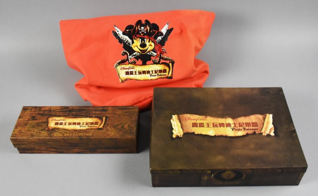 2007 Disneyland Hong Kong Pirate Takeover Promotional Kit (1 of 4)