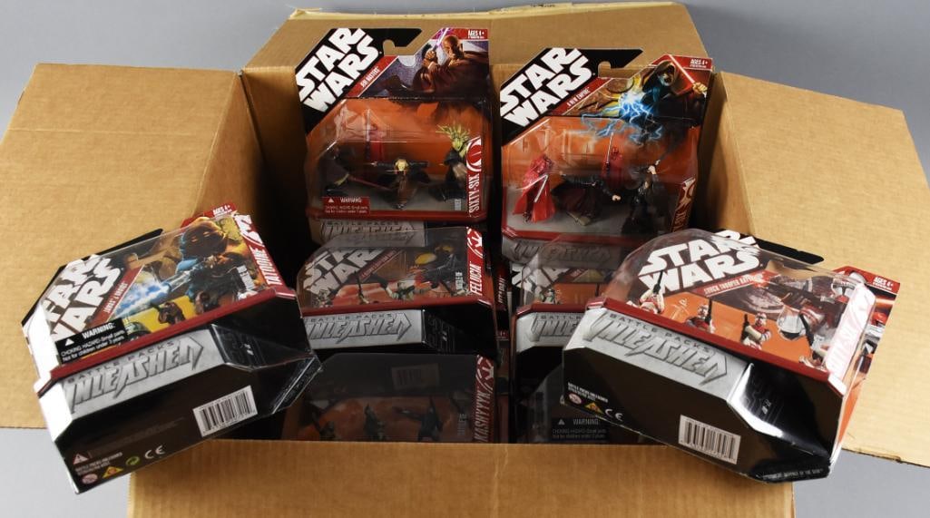 (17) Star Wars Action Figure Assortment MIP (1 of 3)