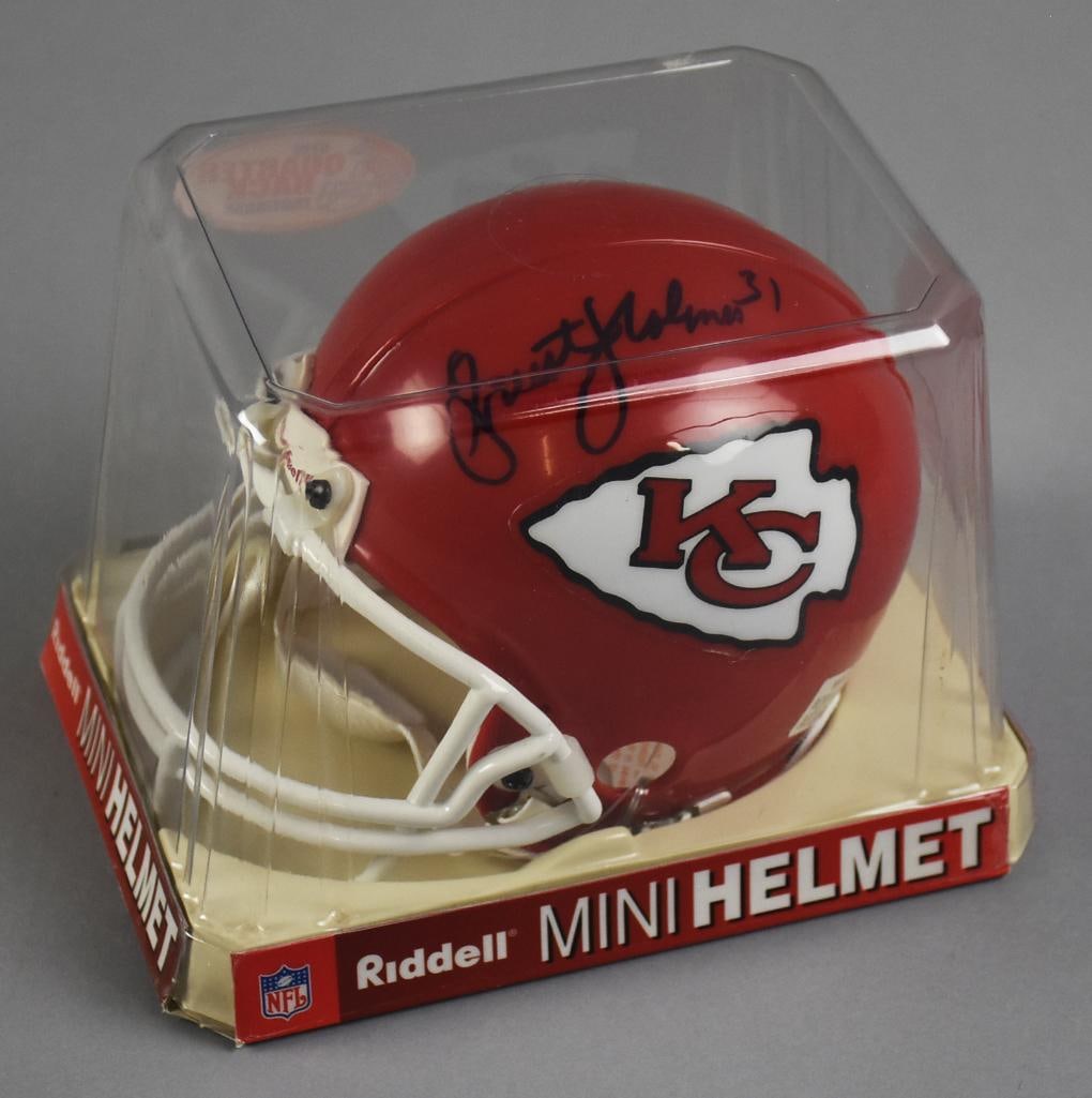 Priest Holmes Signed KC Chiefs Mini Helmet, Hologram Sticker: Kansas City Chiefs running back Priest Holmes signed mini helmet. It comes in the original packaging with the original NFL hologram sticker number NF08911837.