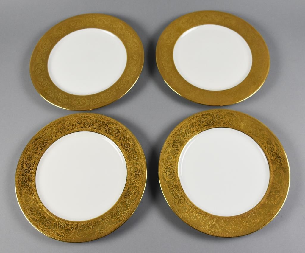 Limoges W Guerin Elite Works Plates, Gold Encrusted Rim: Stunning set of Limoges France porcelain plates. White porcelain body with gold encrusted rims with foliate design. Plates are well marked on bottom for William Guerin, Elite Works. Measure approx. 11