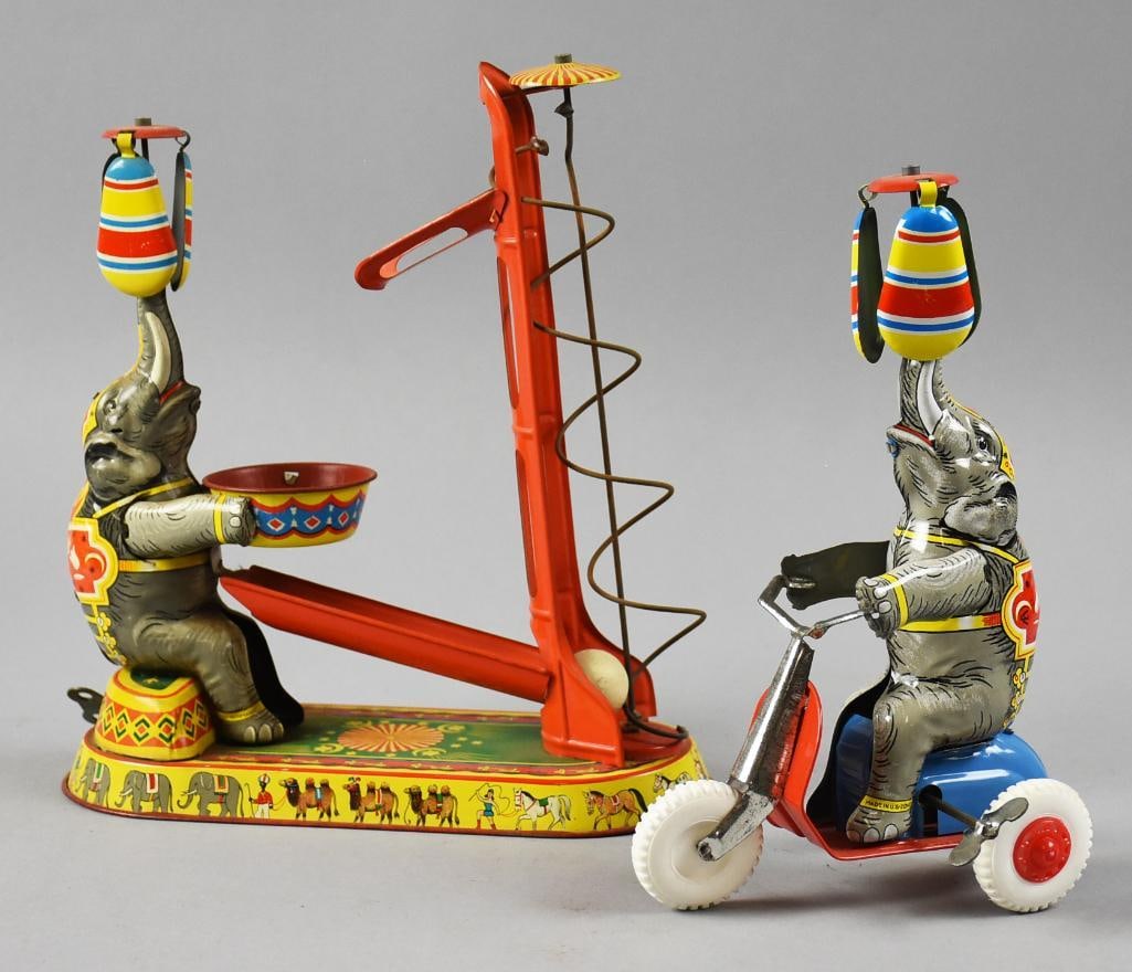 Vintage US Zone Germany Tin Circus Elephants, Key Wind (1 of 9)