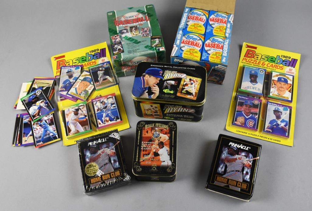 Large Assortment Vintage to Contemporary Baseball Cards (1 of 7)
