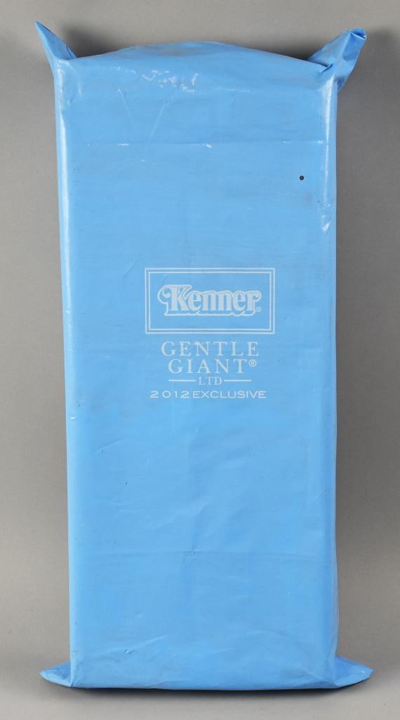 2012 Kenner Gentle Giant Ltd. Ed. Snaggletooth MIP NOS: It is a 2012 Kenner Gentle Giant limited edition, which figure is believed to be a Snaggletooth from the San Diego Comic-Con. Factory sealed.?