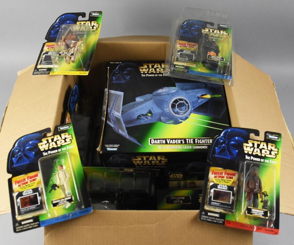 (16) Kenner Star Wars Power of the Force Action Figures NOS (1 of 3)