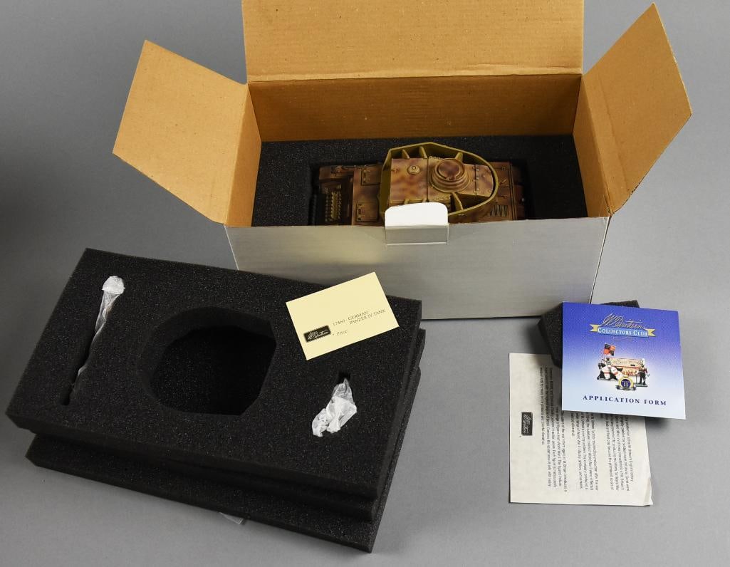 William Britains Collectors Club German Panzer IV Tank-MIB-NOS: This lot is for a William Britains Collector Club?Panzer IV Tank. Comes as shown, Box open at top for photos. Comes in Racing Champions/Ertl factory shipping box. Single owner collection from the