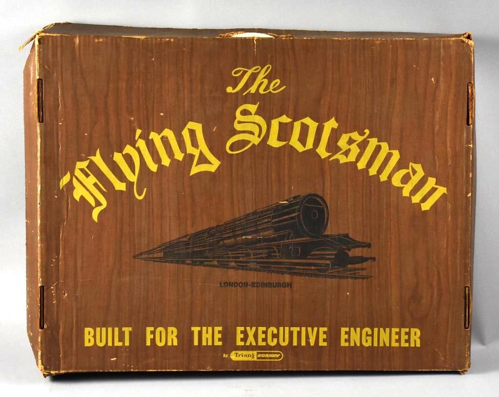 Triang 'The Flying Scotsman' HO/OO Gauge Train Set with Original Box (1 of 5)