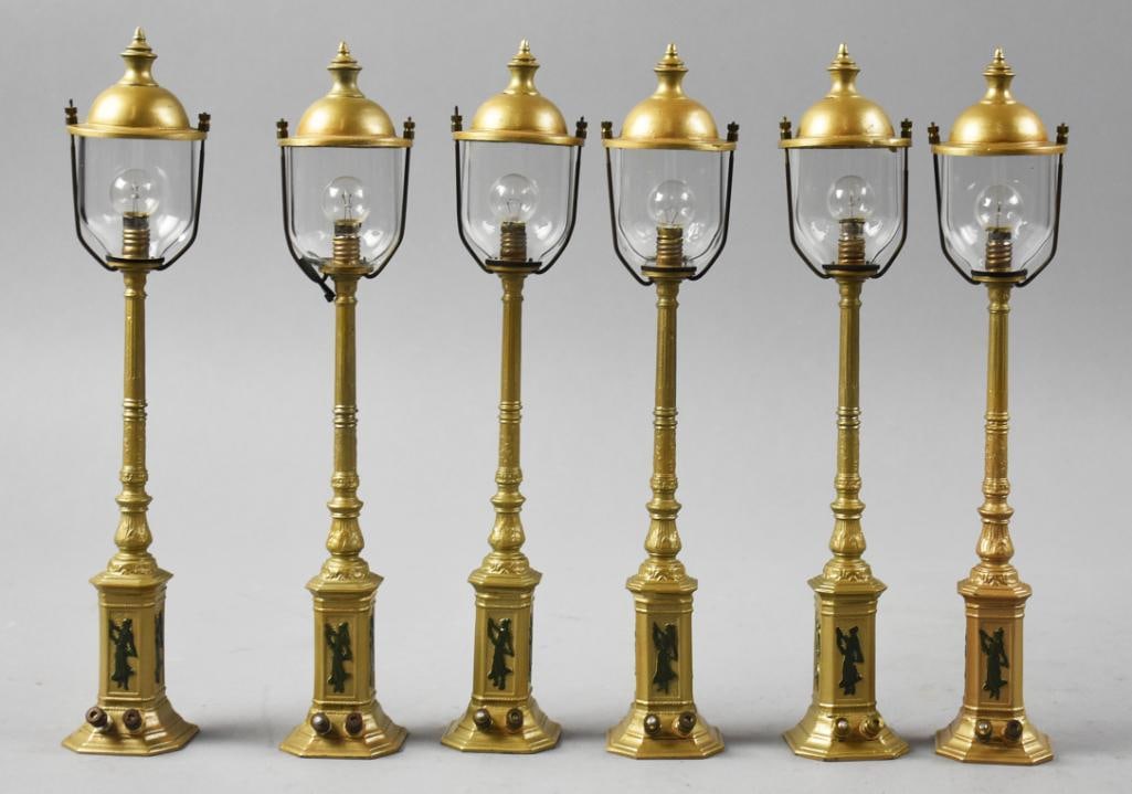 Vintage Pride Lines Ltd. Scale Street Lamp Posts (1 of 6)