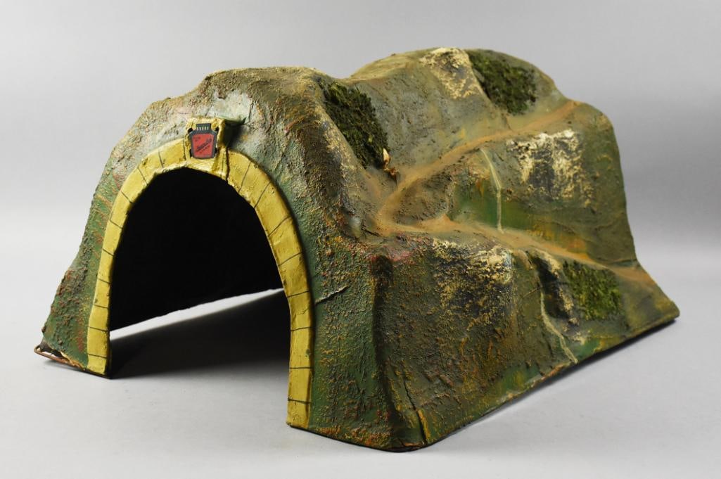 American Flyer Model Train Tunnel with Scenic Detailing (1 of 11)