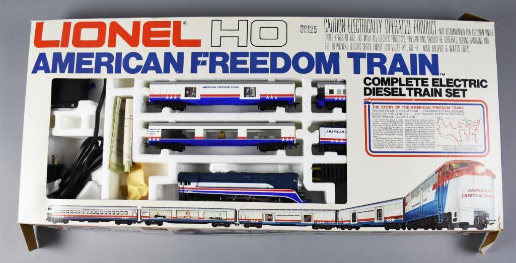 Lionel American Freedom Train 08125 HO Scale, Original Box (1 of 2)
