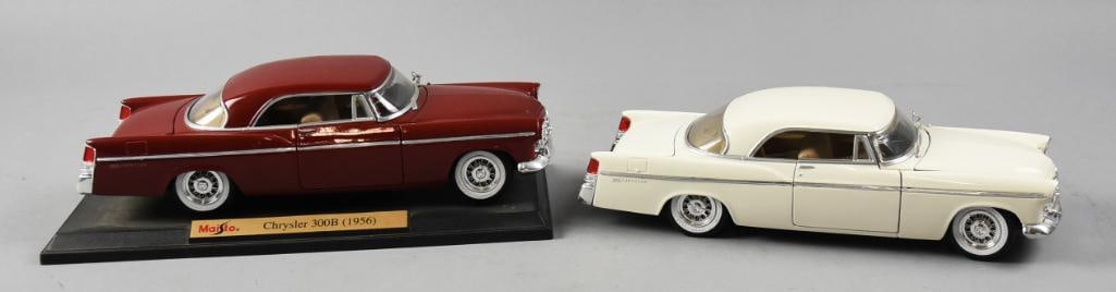 Maisto 1956 Chrysler 300B 1/18 Scale Die-Cast: Great looking pair of 1956 Chrysler 300B die-cast cars.They are 1/18 scale with one having the display base.