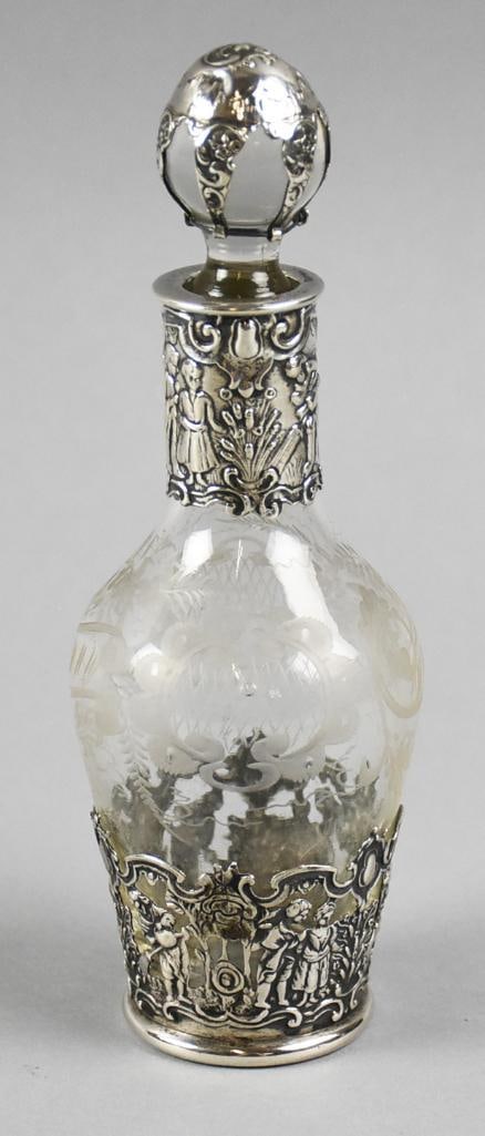 c1900 Georg Roth, Hanau Etched Crystal & Sterling Bottle (1 of 14)