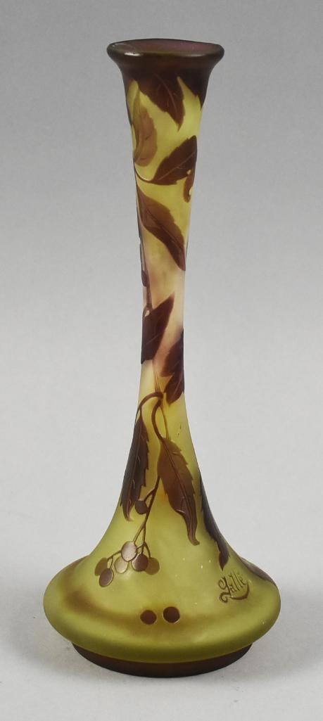 Art Nouveau Galle' Berry and Leaf Cameo Glass Vase: This is a gorgeous antique vase in the Galle' stye. Cameo glass with a berry and leaf pattern. Color is brown leaves and berries with a gradient yellow ground. Nicely marked on the side. Stands