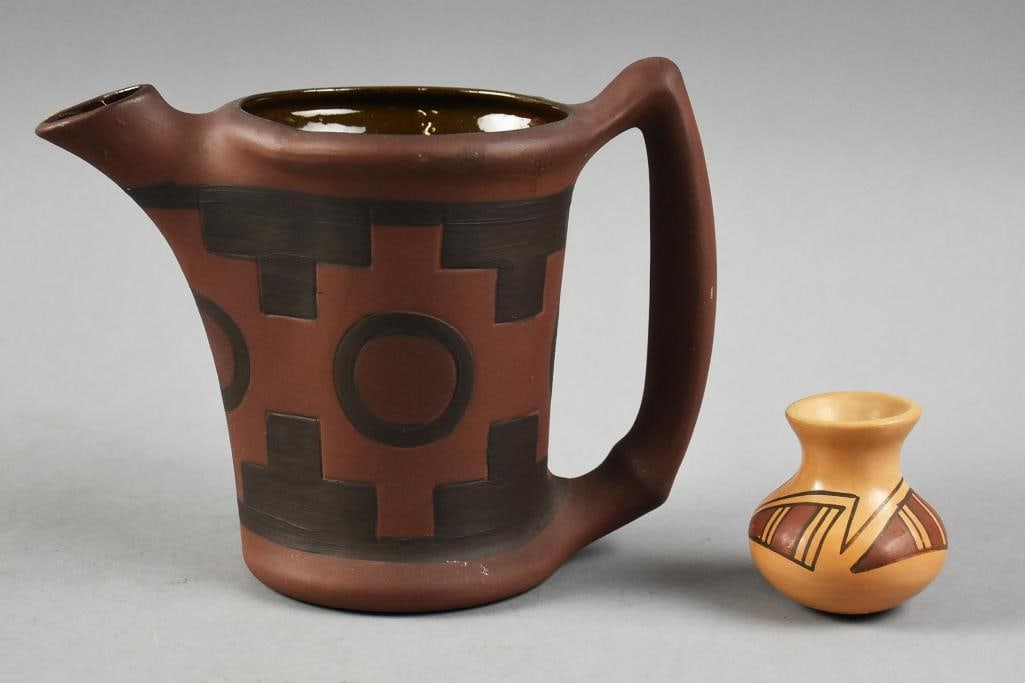 c1910 Clifton Art Pottery Indian Ware & RPL Seed Pot: Nice assortment of Southwestern style pottery. Includes an adorable seed pot from Mata Ortiz pottery artist Reynoldo?Pendregon?Lujon. Tan clay and hand painted geometric lines and shapes. Stands appro