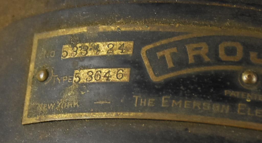 1912 Emerson Trojan Four Brass Blade Table Fan - 8