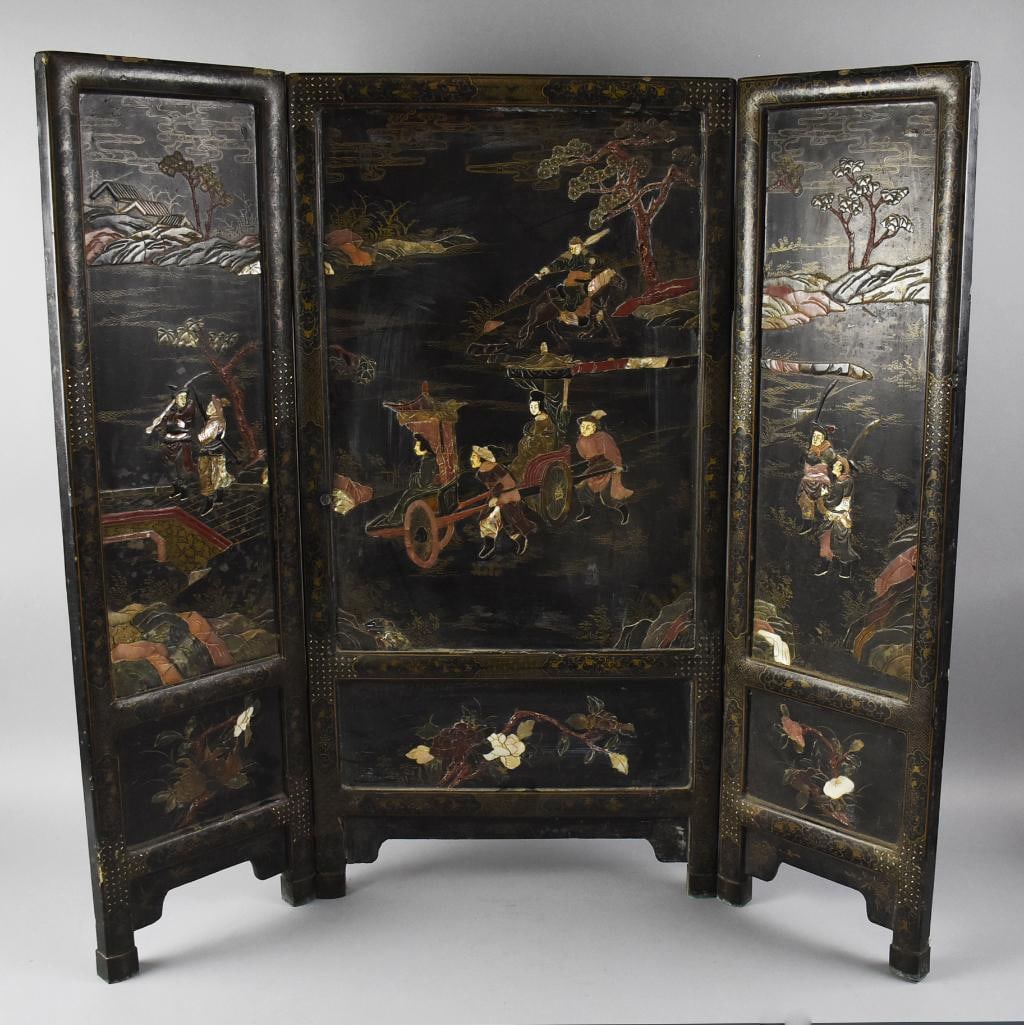 Antique Chinese Inlaid Lacquer Three Panel Divider (1 of 16)