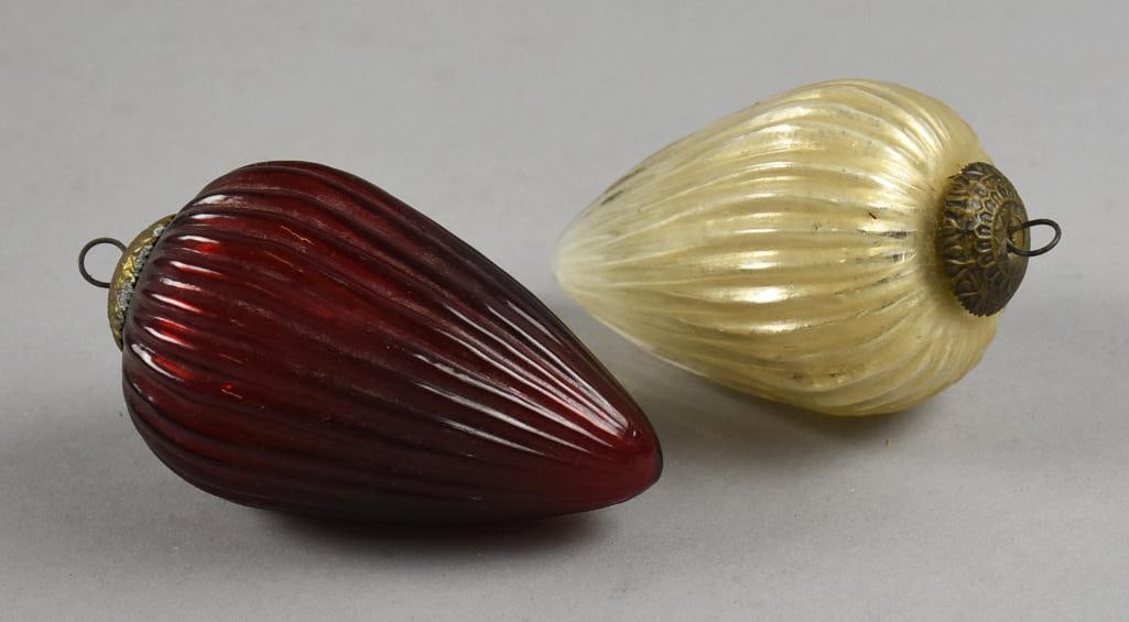 Vintage Kugel Style Ribbed Egg Christmas Ornaments: Very pretty mercury glass Kugel style Christmas ornaments. They are an egg?shape with ribbing and an ornate end cap. Each stands approx. 5" tall and believed to be from India.