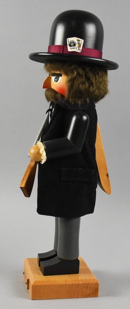 Holzkunst Ulbricht Ltd Ed Doc Holliday Nutcracker, 70/3000 - 4