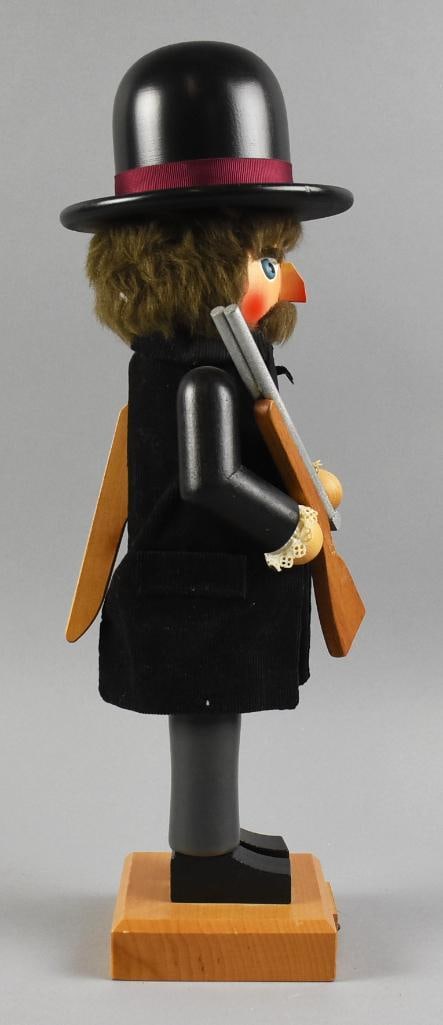 Holzkunst Ulbricht Ltd Ed Doc Holliday Nutcracker, 70/3000 - 5