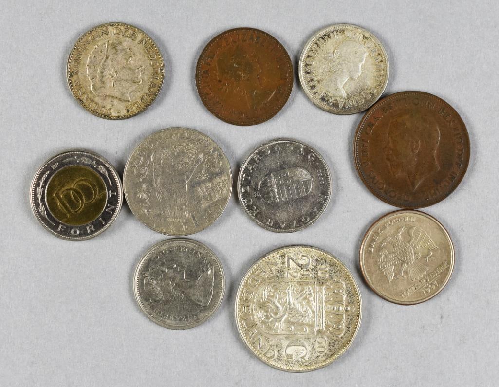 Vintage Assorted Foreign Loose Coins: Coins include Hungary, Netherlands and others. Coins from the 1950s and newer and are unchecked.