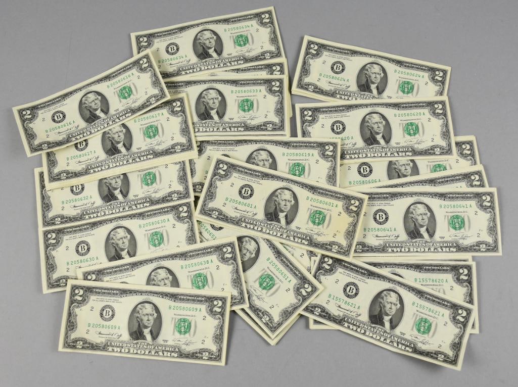 (76) April 13, 1976 $2 Two Dollar Bills First Day Issue (1 of 4)
