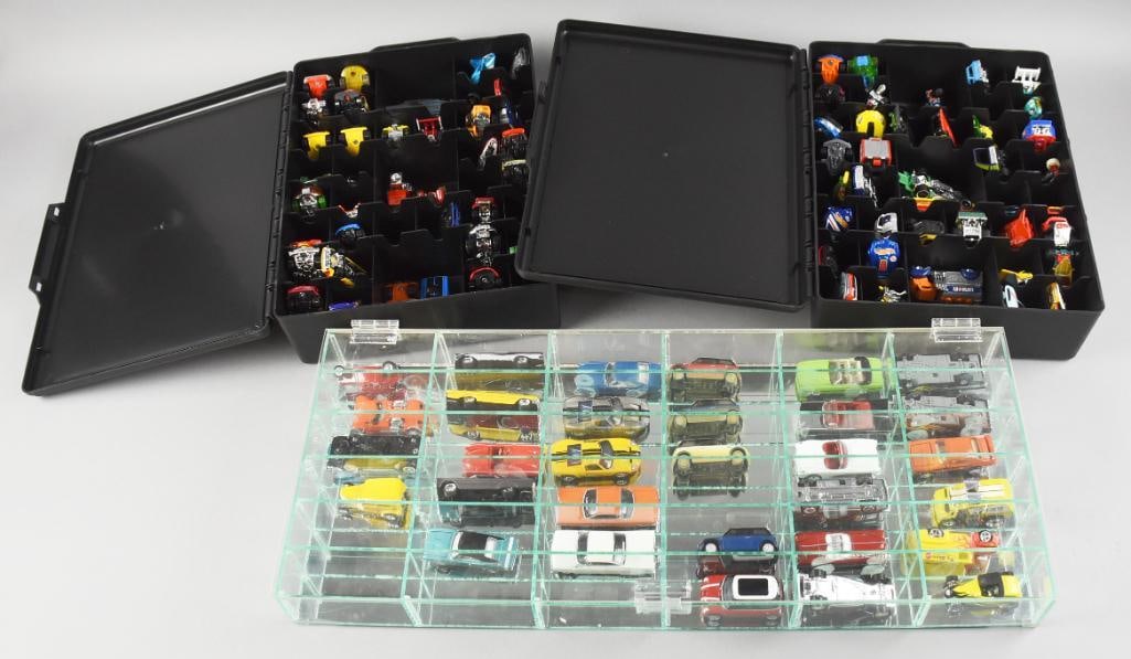 2014 Tara Hot Wheels Cases, Both Nearly Full, Unchecked: This lot is for a pair of Tara 48 car Hot Wheels cases. Each case is nearly full of cars. They have been unchecked, but spot check shows they are Hot Wheels, Racing Champions and others.