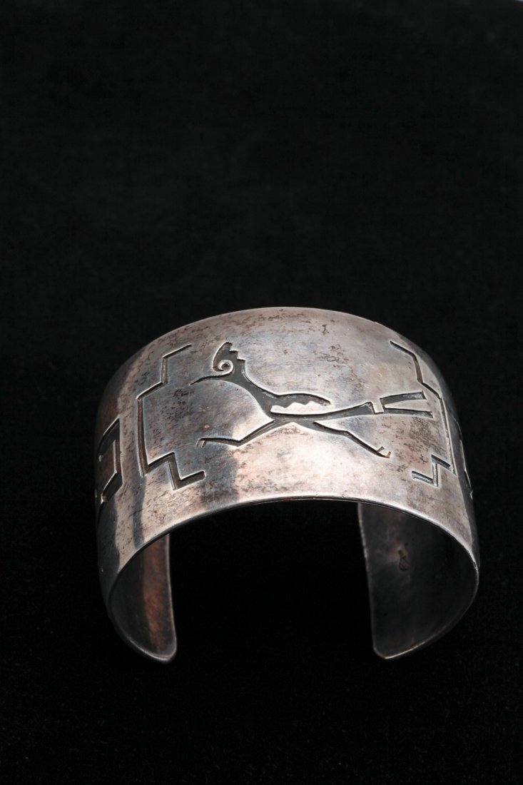 Willie Yazzie Navajo Sterling Cuff Bracelet (1 of 2)