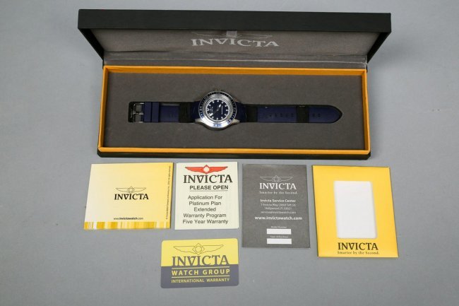 New Invicta Wrist Watch: Invicta wrist watch, comes in it's original box with all paperwork.