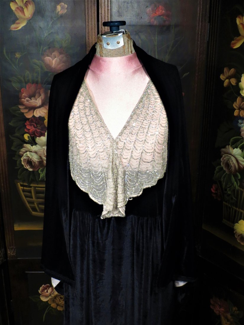 c1930 Black Velvet Flapper Dress, Sheer Cream Nylon (1 of 6)