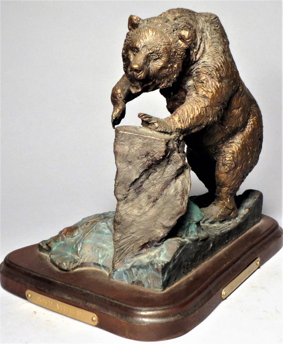 Signed Grizzly Bear Bronze Sculpture Lorenzo Ghiglieri (1 of 7)