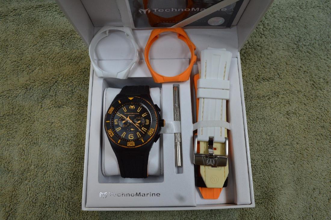 TechnoMarine 112002 Night Vision II Chronograph Watch: Brand: TechnoMarine Case Finish:Matte Gender:Men Face Color:Black and Green Luminous Hands, Black MPN: Band Material:Silicone/Rubber Features:Date, Easy To Read, 12-Hour Dial, 24-Hour Dial, Chronograp