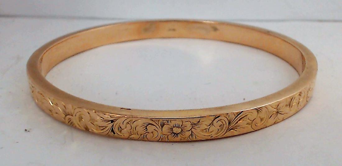 10K GOLD SCROLL BANGLE BRACELET (1 of 2)