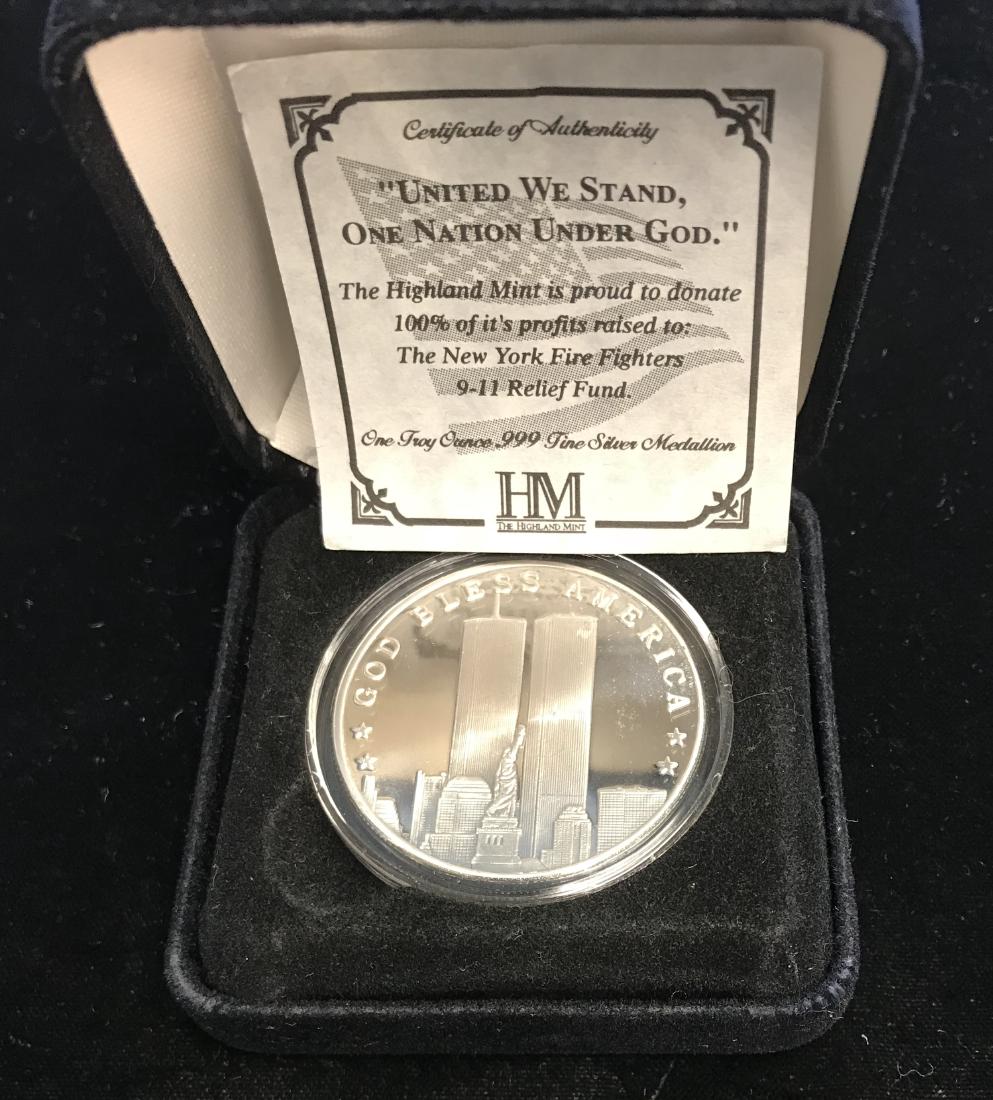 1 tr oz .999 Fine Silver Medallion in Memory 9-11-2001 (1 of 3)