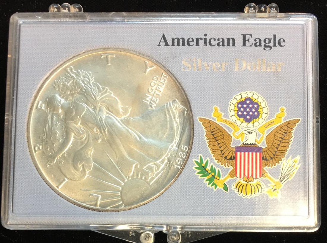 1986 $1 American Silver Eagle 1oz in the case (1 of 2)