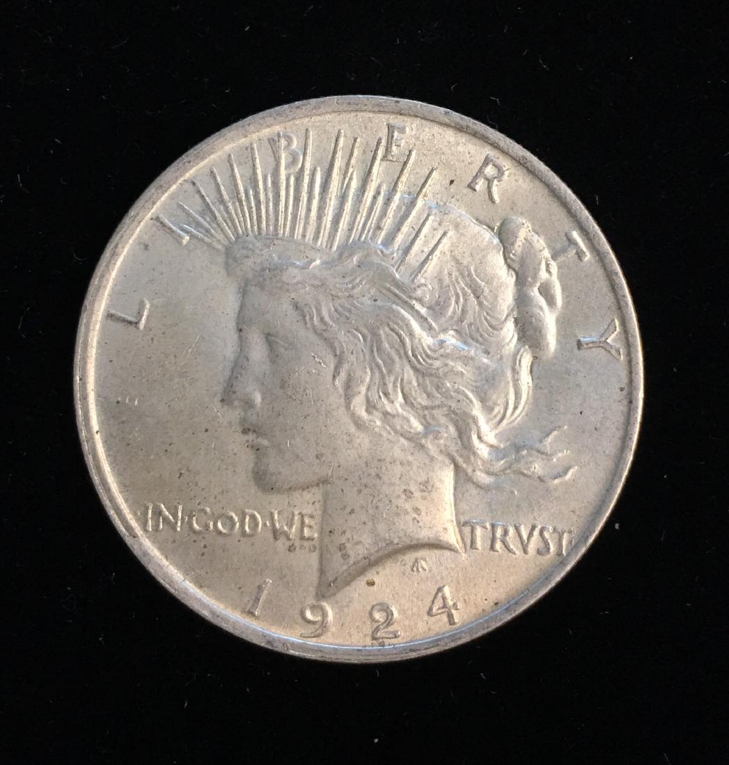 1924-P $1 Peace Silver Dollar Unc. (1 of 2)