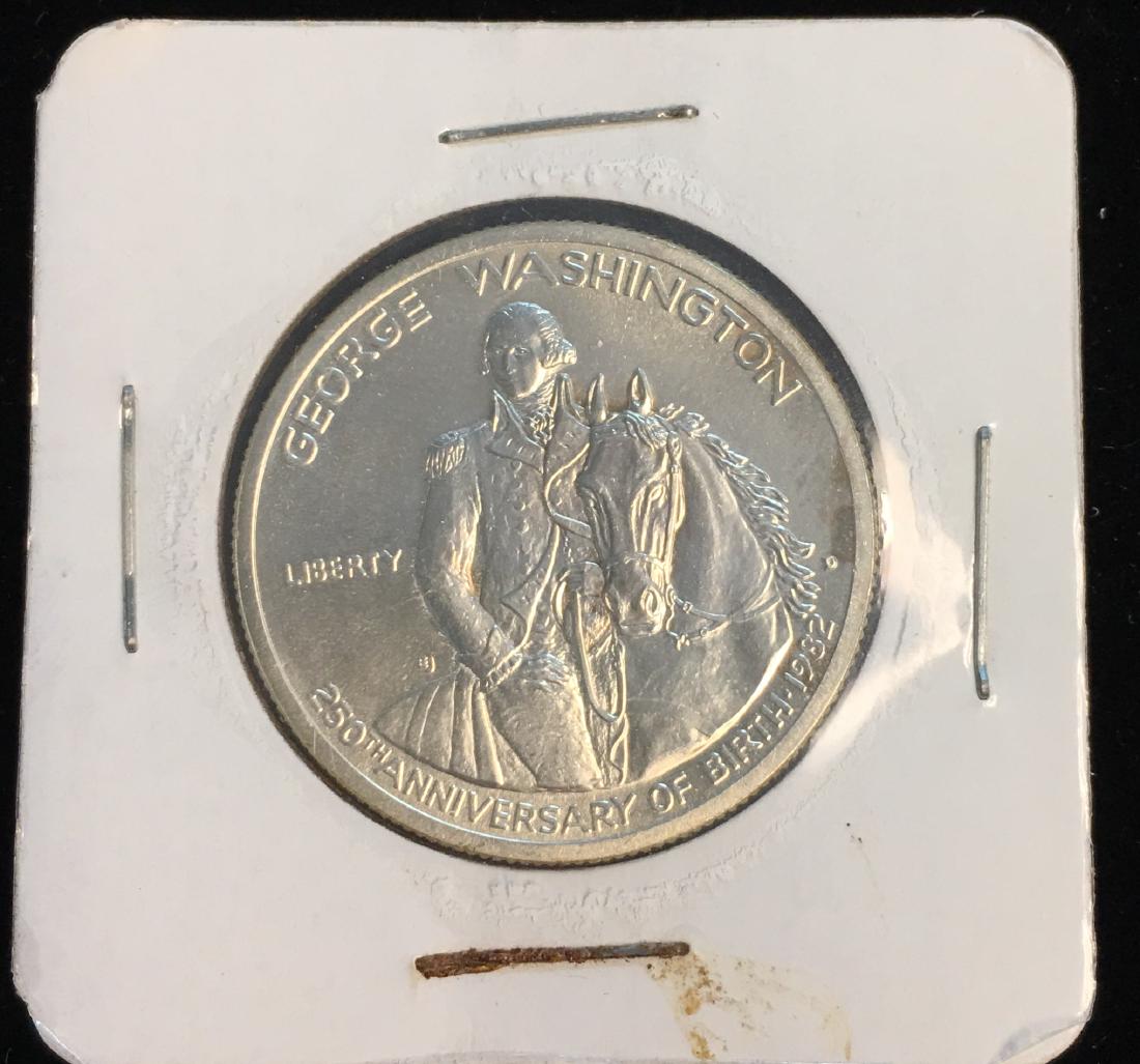 1982-D 50C G.Washington Modern Commemorative Silver (1 of 2)