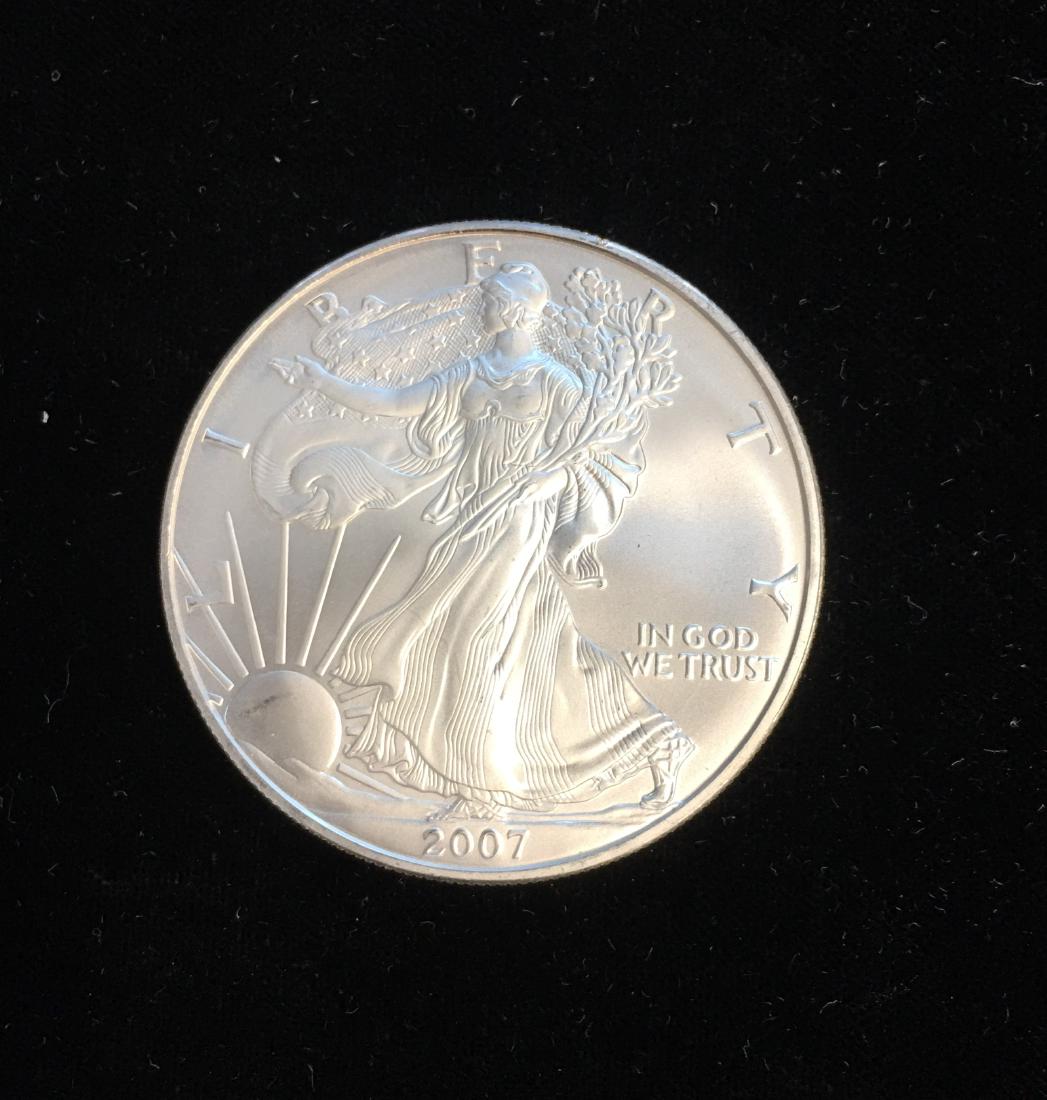 2007 $1 American Silver Eagle 1oz BU (1 of 2)