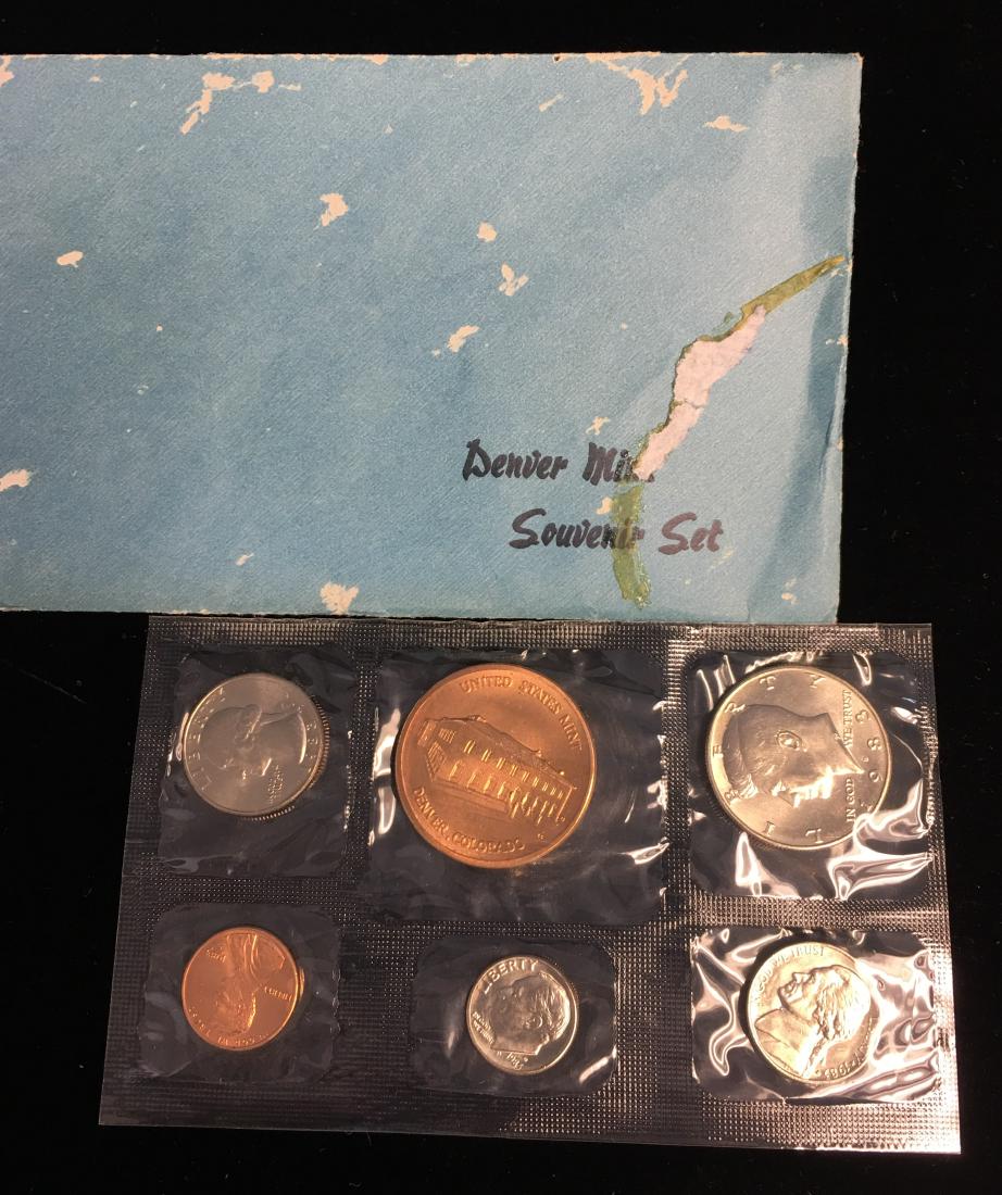 1976 U.S. Mint Bicentennial Souvenir Set (1 of 4)
