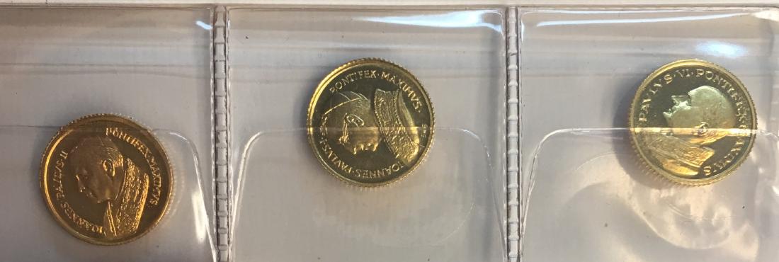 Set of 3 Vatican Medallions .750 Gold Proof (1 of 4)