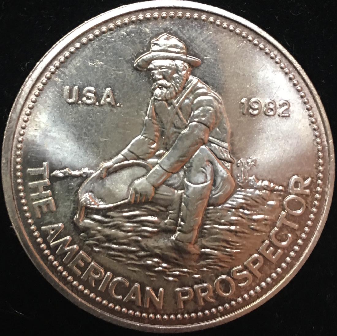 1982 1 oz .999 Fine Silver Round - Engelhard Prospector (1 of 2)