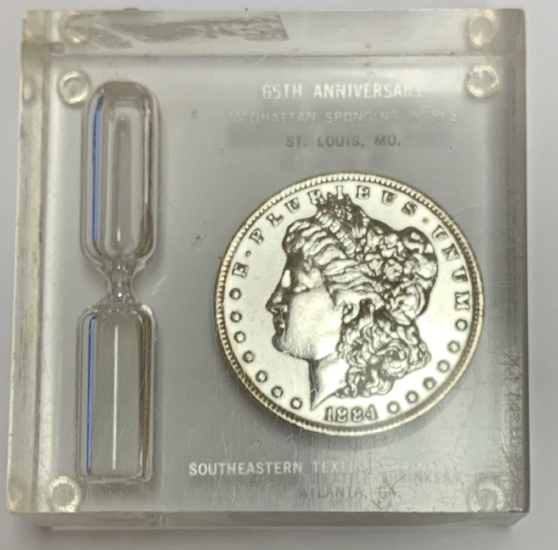 3 Minute Sand Timer Clock with 1884-P $1 Morgan Silver (1 of 6)