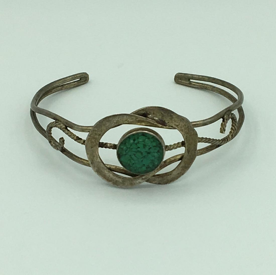 Vintage Sterling Silver and Turquoise Cuff Bracelet 8.3 (1 of 4)