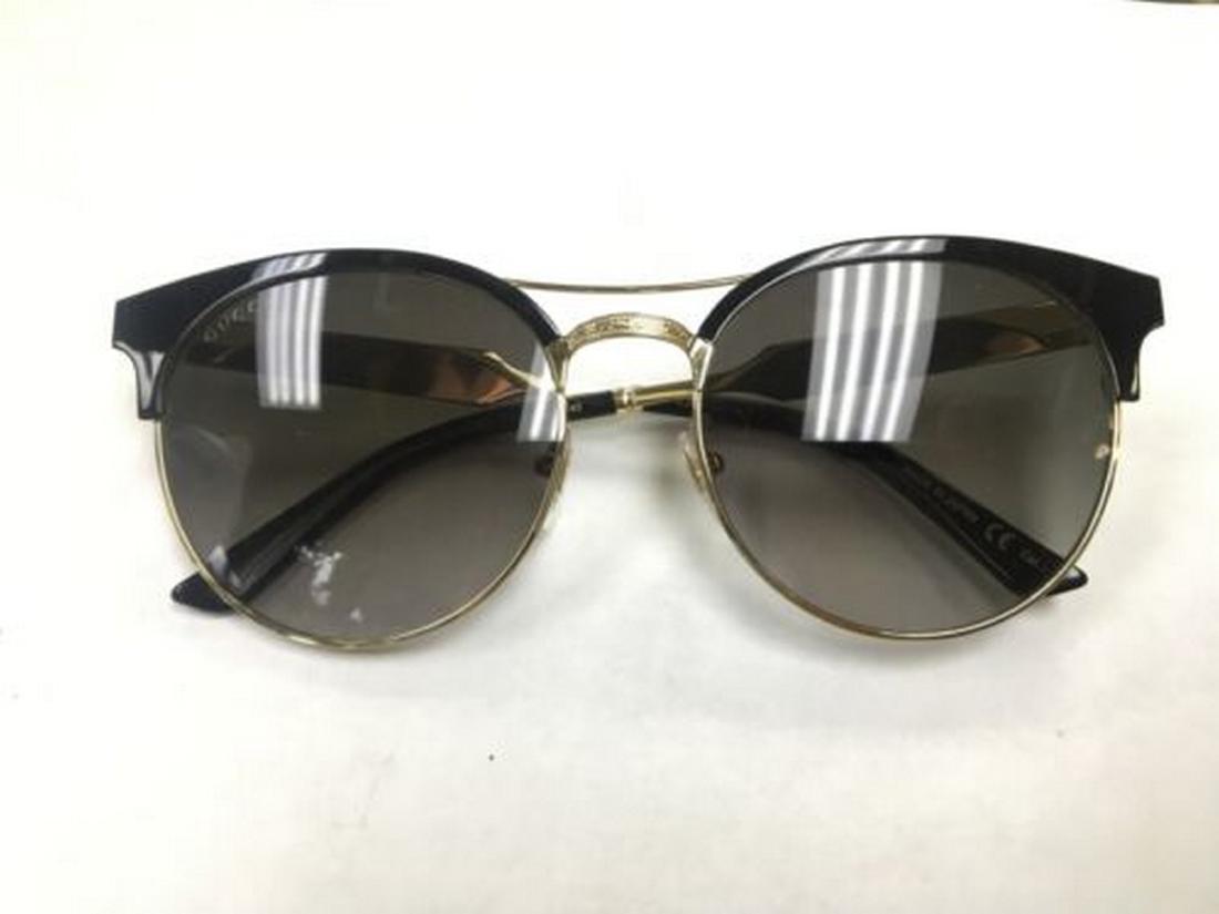 GUCCI SUNGLASSES GG0075S 002 56-18-145MM GOLD CAT EYE: BEAUTIFUL SIGNATURE GUCCI "GG" SUNGLASSES, LIGHTWEIGHT, MADE IN JAPAN, GREEN LENSES, BLACK PLASTIC TRIM AT EAR BEND. GREAT CONDITION (ID: 10721-1 )