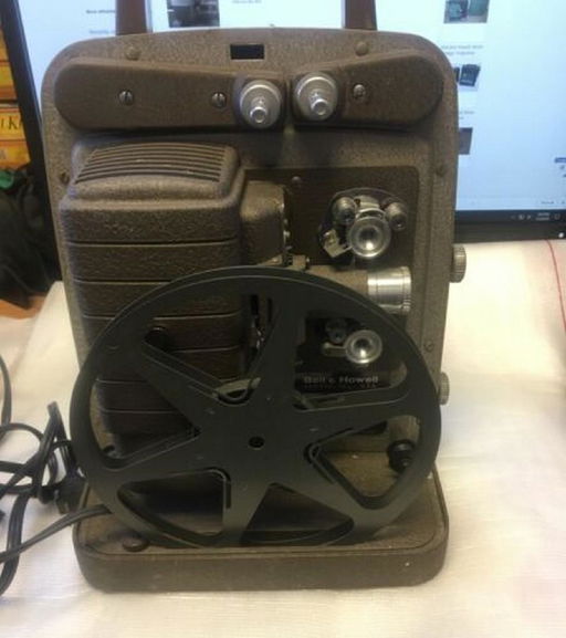 Vintage Bell Howell 8mm Projector Model 253r 500 Watt Apr 24 2019 Andrew Charbonneau In Fl