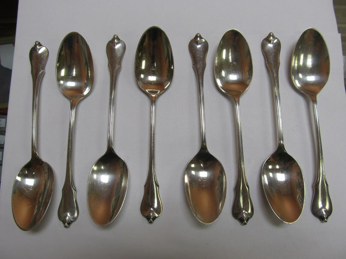 WALLACE SILVERSMITHS GRAND COLONIAL STERLING SILVER SET: These 8 fine Grand Colonial teaspoons are in overall excellent condition with very little wear seen excluding some mild scratching. They have a recently polished patina & should polish nicely. They ar