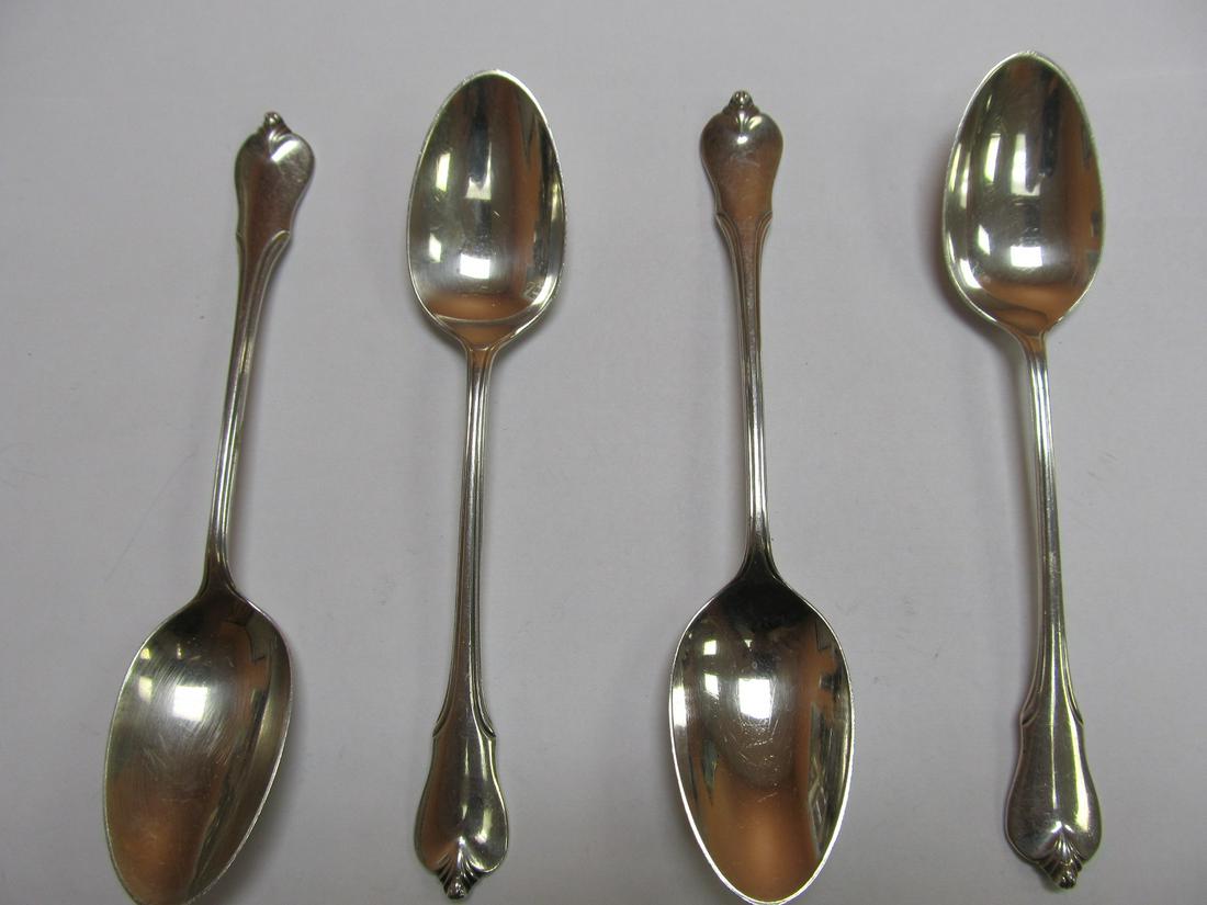 WALLACE SILVERSMITHS GRAND COLONIAL STERLING SILVER: These 4 fine Grand Colonial teaspoons are in overall excellent condition with very little wear seen excluding some mild scratching. They have a recently polished patina & should polish nicely. They ar