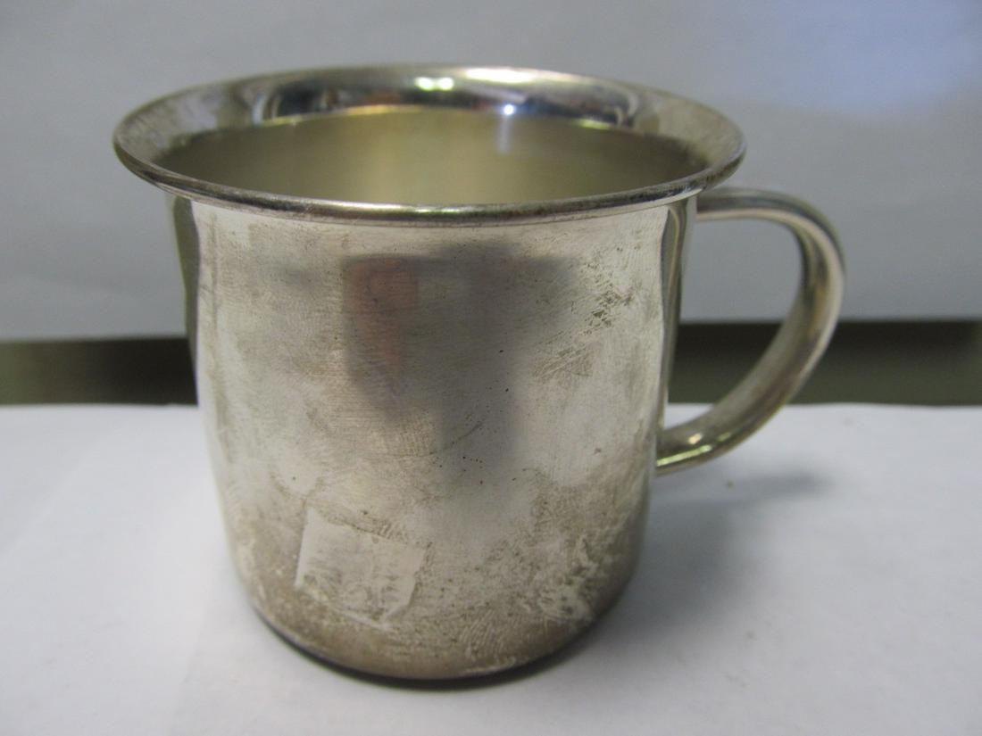 WALLACE SILVERSMITHS STERLING SILVER HANDLED CHILD\'S: This very nice handled child\\\'s cup is in overall excellent condition with no wear seen. It appears to have barely been used. It has an older, unpolished patina & should polish nicely. It is 2 1/4 i