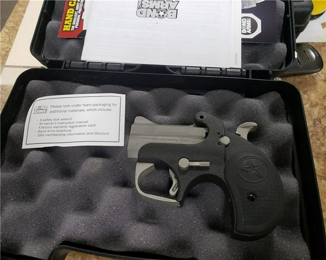 New Bond Arms Backup .45 ACP: Up for sale is a new in box Bond derringer chambered in .45 ACP. Come with factory box and paperwork. Any questions just ask, Thanks!If you are a local buyer, please feel free to stop in and inspect a