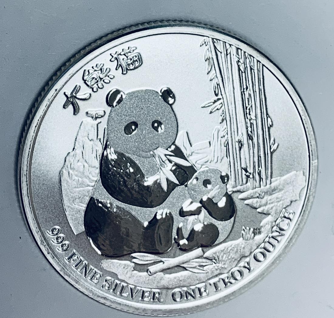 2017 $2 Niue Panda 1 oz Fine Silver BU: 2017 $2 Niue Panda 1 oz Fine Silver BU