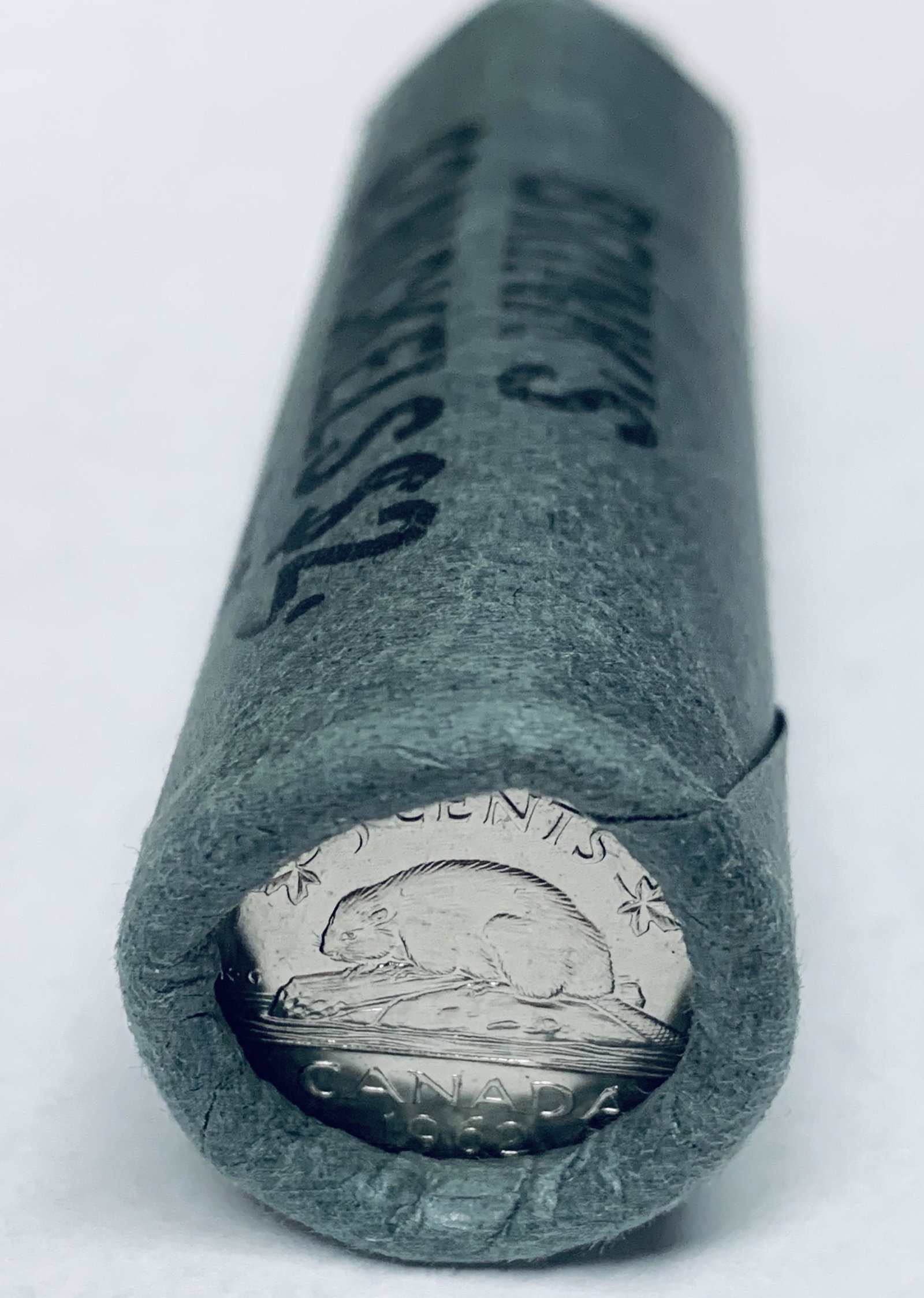 1962 Canada Nickels Bank Wrapped Roll of 40 coins -: 1962 Canada Nickels Bank Wrapped Roll of 40 coins - Beaver 5c. Composition: Nickel Weight: 4.5900g; Diameter: 21.2mm; Obverse: Laureate queen\'s bust right; Obverse Designer: Mary Gillick; Reverse: Be